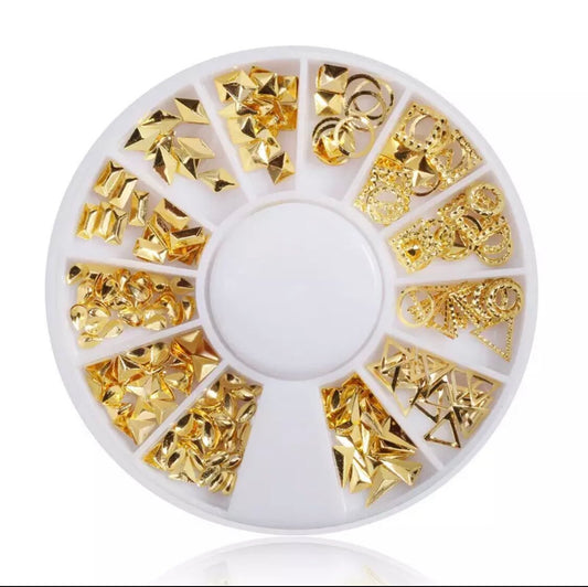 Mini Queen               Gold Nail Charms